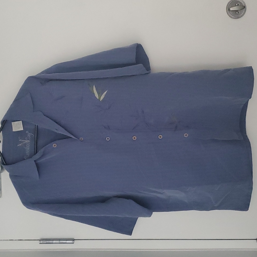 Bamboo Cay Men's Short Sleeve Button Up Shirt - Size Large